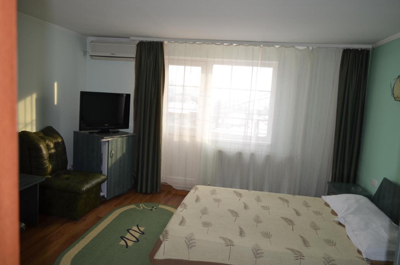 מלון Râmnicu Vâlcea Casa Alba מראה חיצוני תמונה